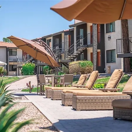 135 Fully Furnished, Amenities Galore